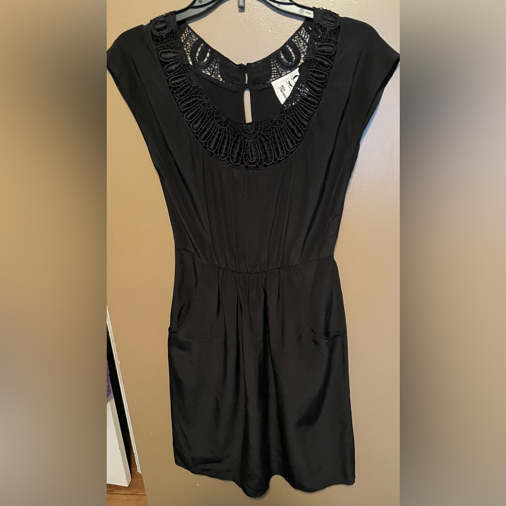 Cynthia Vincent 100% Silk LBD! MAKE AN OFFER!
